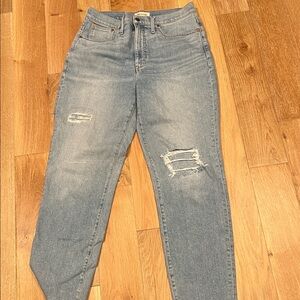 Madewell mom jeans‎ Light Blue High Rise Distressed Jeans 30T